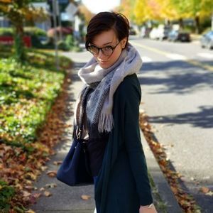 Meet your Posher, Alyssa